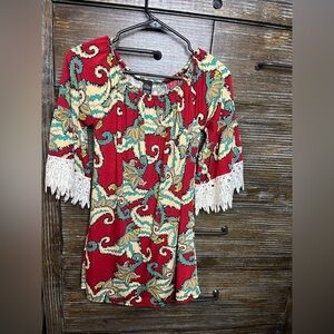 WinWin Multicolor Lace Tunic